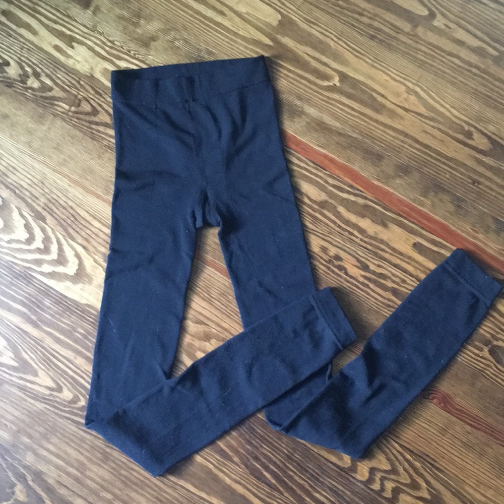 Black fleece-lined tights